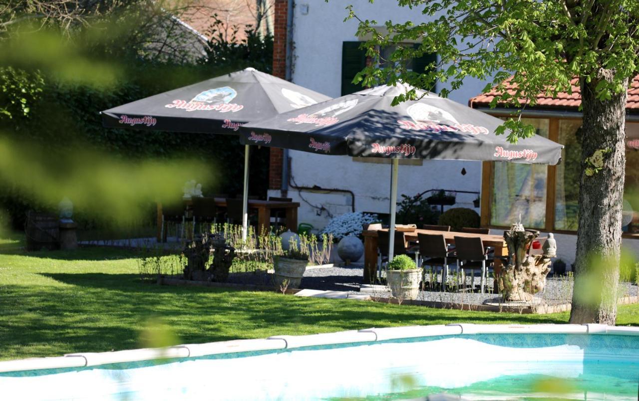 Bed and Breakfast Le Bonnet De Nuit Chalmoux Exterior foto
