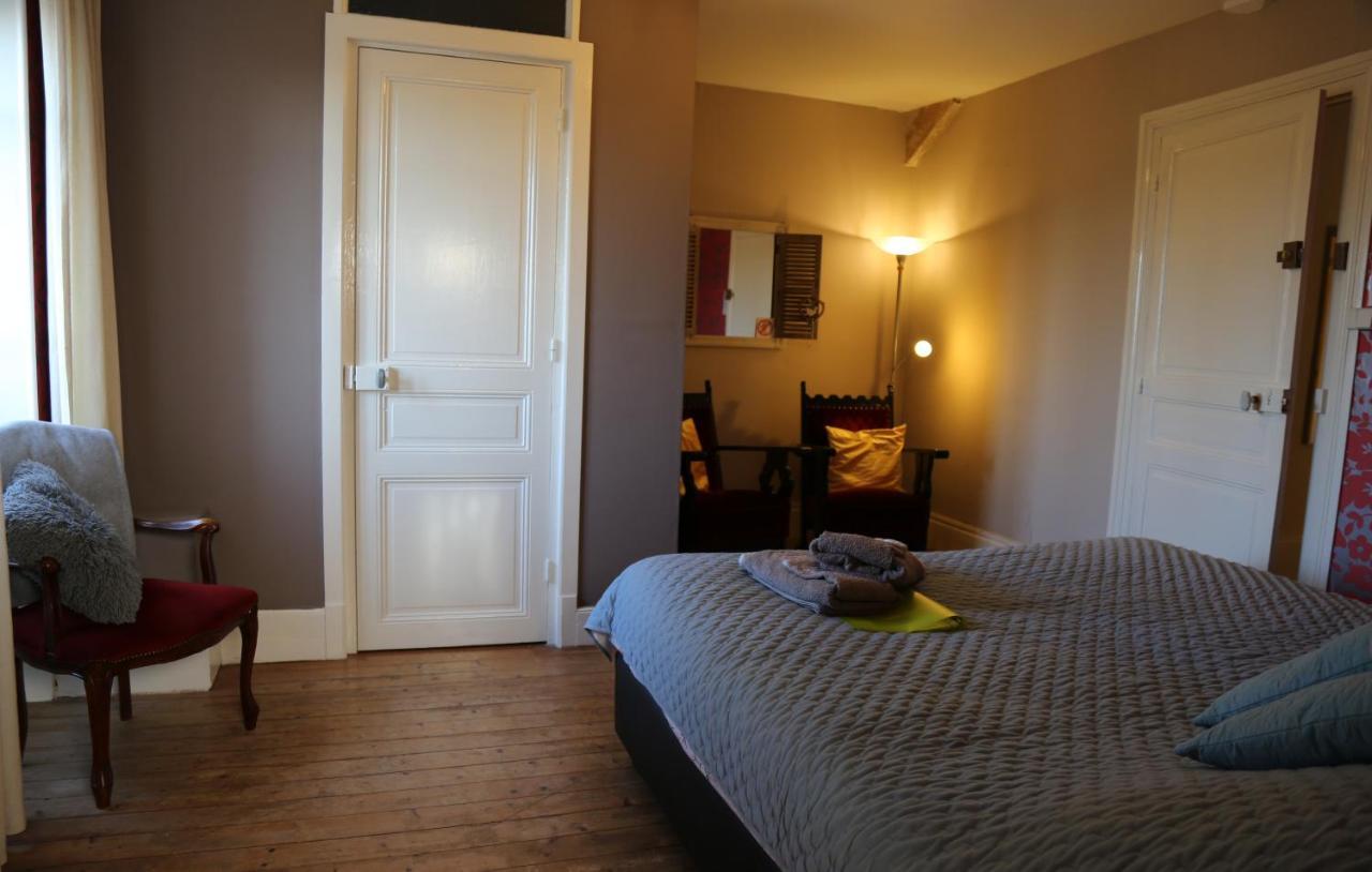 Bed and Breakfast Le Bonnet De Nuit Chalmoux Exterior foto